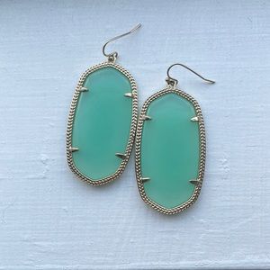 Kendra Scott Danielle earrings